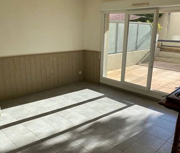 Location Appartement 2 pièces 41m² CHATEAURENARD 13160 - Photo 4