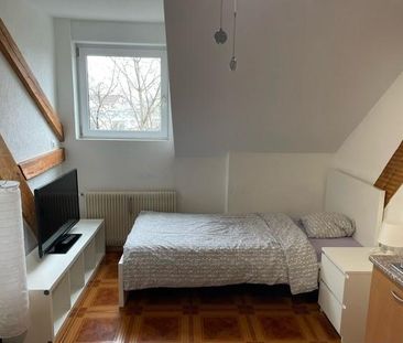 "möblierte 1-Zimmer-Dachwohnung" - Foto 2