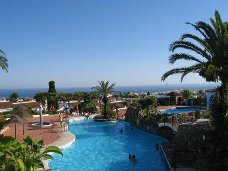 1 room luxury Apartment for rent in Nerja, Spain - Photo 5