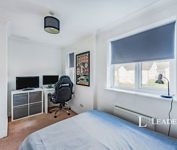 2 bedroom house to rent Norfolk Close, Horley, Surrey, RH6 - Photo 3