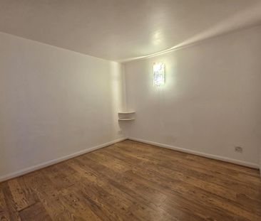 Maisonette to rent - Photo 6