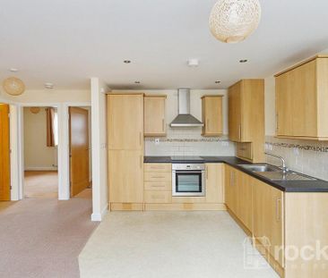 2 bedroom apartment to rent - Photo 5