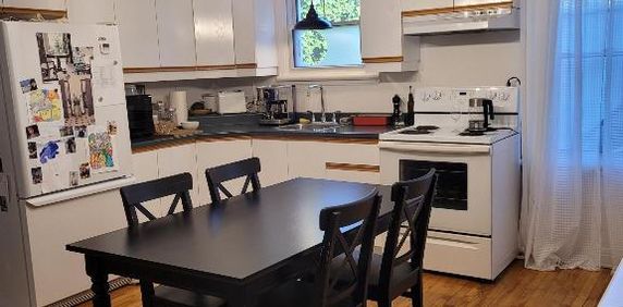 4 ½ $1285 à 5 mi de la gare St-Basile-le-Grand - Photo 2