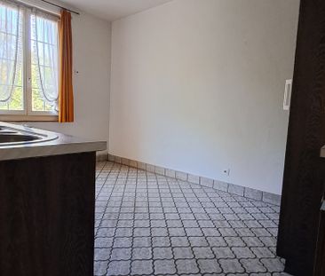 Charmante 3-Zimmer-Wohnung im Altbau an der Reinacherstrasse, Basel - Foto 2