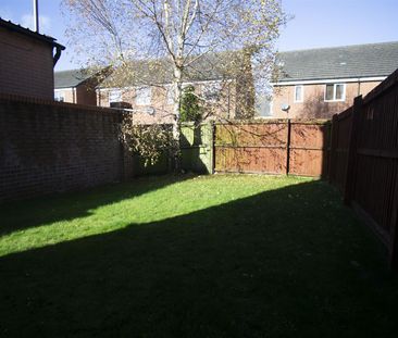 3 Bed Semi Detached House To Let on School Lane, Bamber Bridge, Pre... - Photo 6