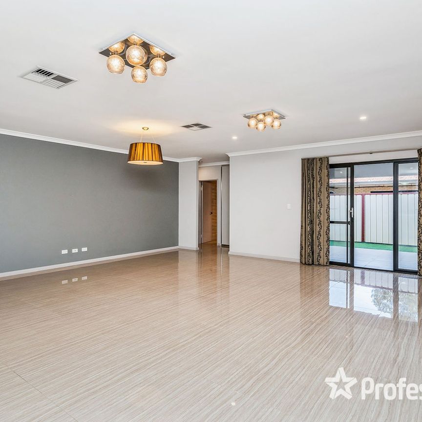 Stylish Living in the Sought-After Swan River Precinct! - Photo 1