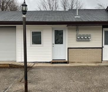 454 Laclie St. #4 Orillia | $1195 per month | Utilities Included - Photo 5