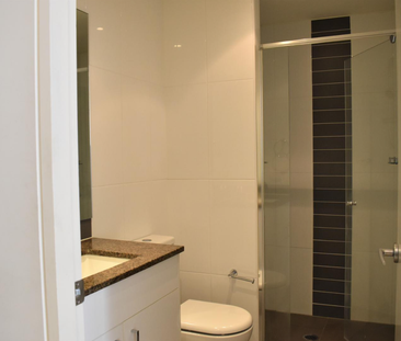 Modern Apartment in a Prime Location - Photo 1