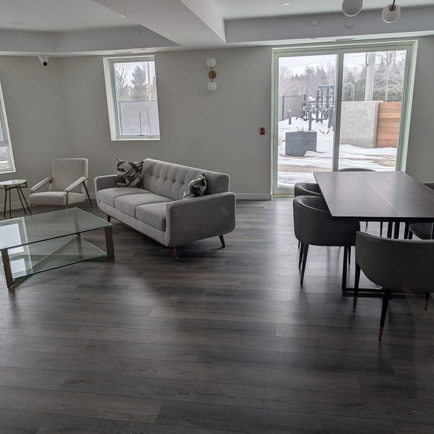 For Lease - 7549 Kaler Road Unit# 302, Niagara Falls, Ontario - Photo 1