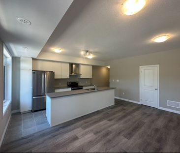 For Lease - 70 Thatcher Drive, Guelph, Ontario - Photo 5