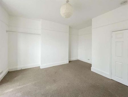 Cavendish Place, Eastbourne, BN21 - Photo 3