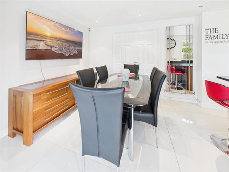 Belvoir Close, Mountorrel, LE12 7BL - Photo 4