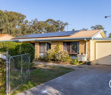 Family Home in the Heart of Eagleby&excl; - Photo 1
