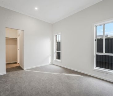 BRAND NEW HOME - READY FOR YOU TO MOVE IN! - Photo 4