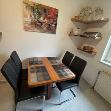 Galántai utca - Fotó 1