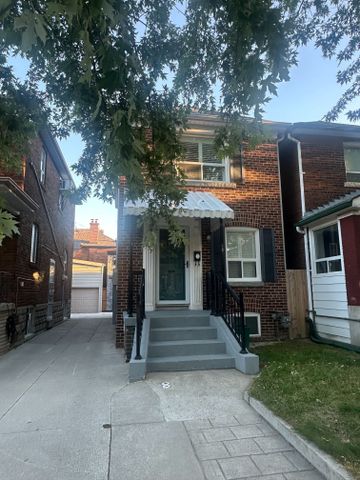 For Lease - 457 Mortimer Avenue Unit# Main & 2nd Floors, Toronto, Ontario - Photo 2