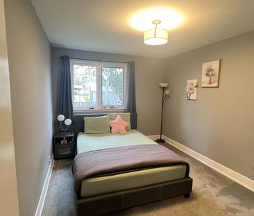 For Lease - 301 Browndale Crescent Unit# Main, Richmond Hill, Ontario - Photo 5