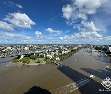 ADMIRALTY TOWERS TWO - 2 BEDROOM RIVER VIEW - Photo 1