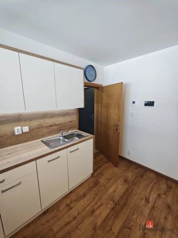 Pronájem bytu 1+kk 25 m - Photo 2
