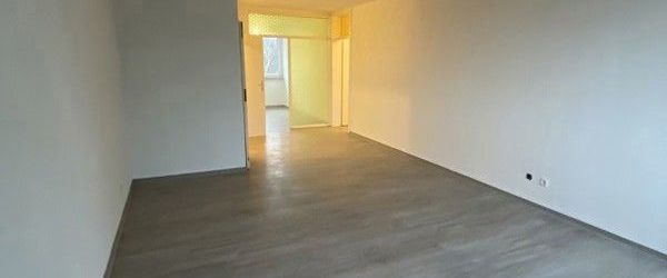 Neu renovierte 3,5 Zimmerwohnung sucht netten Bewohner - Photo 1