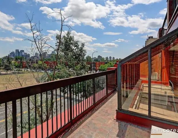 Condo Unit with 2 Bedrooms and a Den | 402 - 1505 8 Avenue Northwest, Calgary - Photo 1