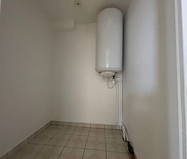 Location Appartement 2 pièces 63m² - Photo 6