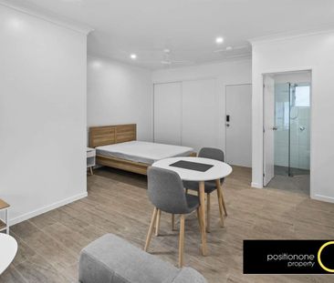 Very Large Partially Furnished Air Conditioned Studio - Photo 1