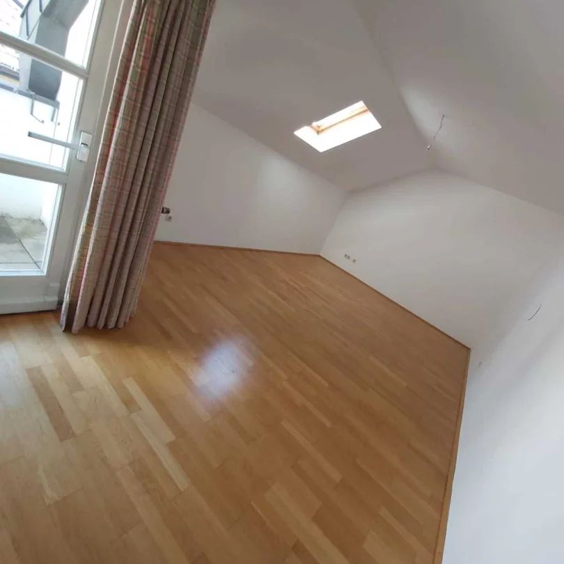 Heimelige Single-Wohnung im Zentrum von Ried mit kleiner Terrasse - Photo 1