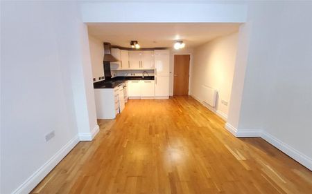 2 bedroom apartment to rent - Photo 3