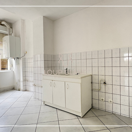 Location Appartement 5 pièces 125m² BELFORT 90000 - Photo 4
