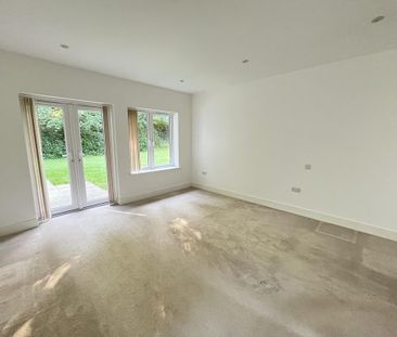 3 bedroom bungalow to rent - Photo 2