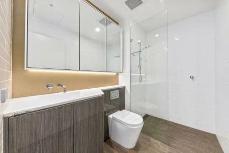 2Bedrooms, 2Bathrooms - Photo 4