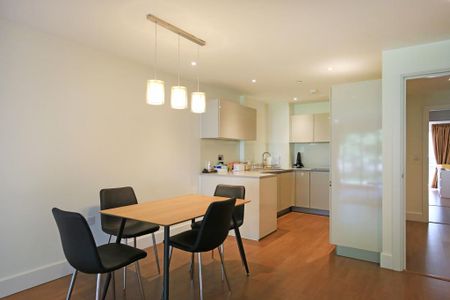 2 bedroom apartment to rent - Photo 2