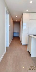 Luxury 2BR/1BA Condo on 39th Floor at Gilmore Place, Burnaby - Photo 4