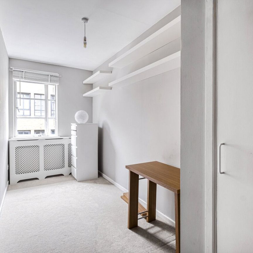 Roy Square, London, E14 8BY - Photo 1