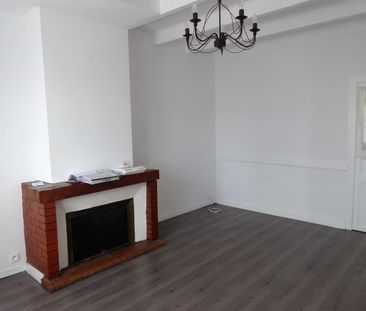 Location Maison 5 pièces 120m² JARNAC 16200 - Photo 1