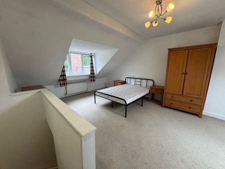 4 Bed Terraced House, Ecclesall Road, S11 - Photo 3