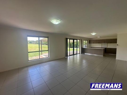 Quality 4 Bedroom Home - Photo 1