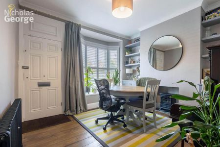 2 bedroom terraced house to rent - Photo 4