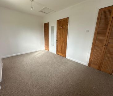 Swancote Fareham Unfurnished - Photo 3