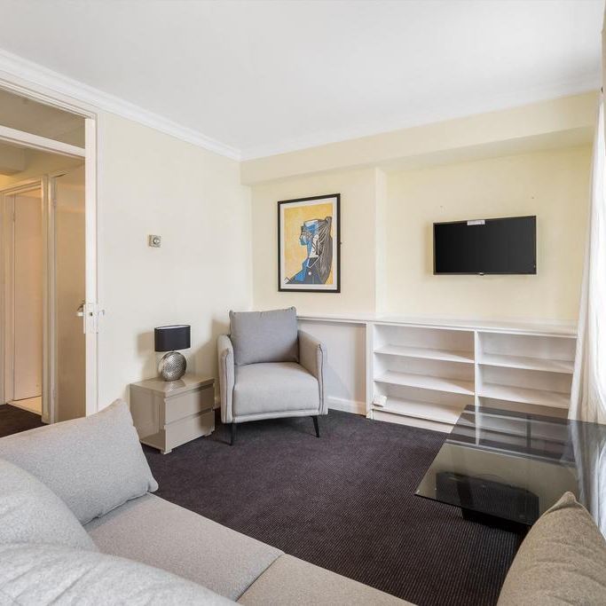 1 bedroom flat to rent - Photo 1