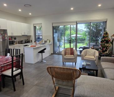 South Wentworthville - Photo 2