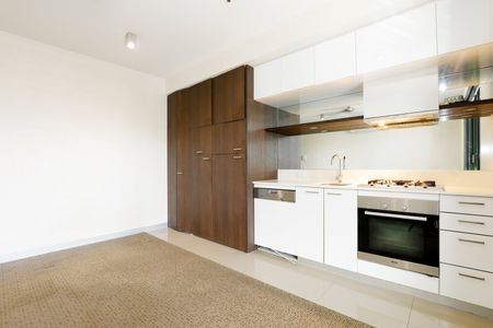 103/43 Duke Street, St Kilda VIC 3182 - Photo 4