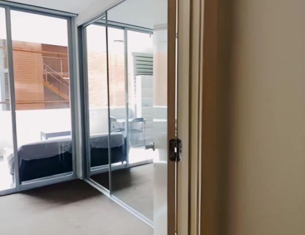 503 Wattle St, Sydney - Photo 1