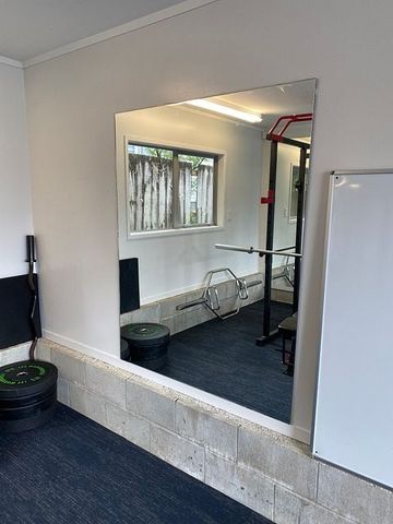 Sunny Titrangi 3 bedroom on Atkinson Rd - Photo 2