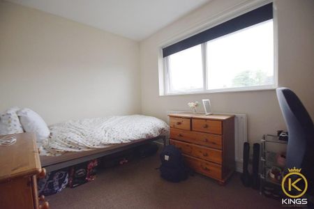 5 bedroom terraced house to rent - Photo 2
