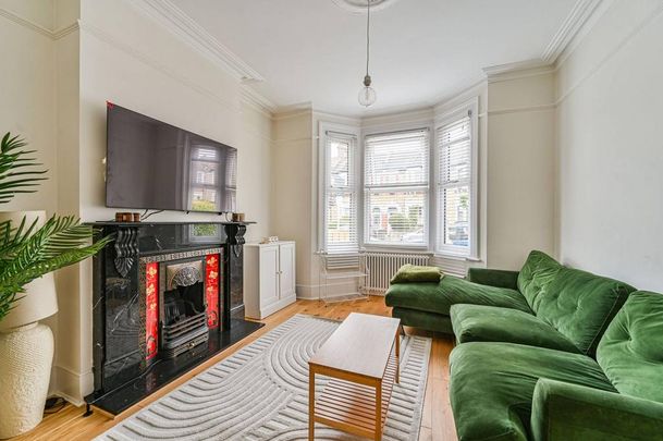 3 bedroom terraced house to rent - Photo 1