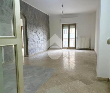 Quadrilocale in affitto - Photo 2