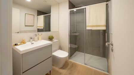 Avenida de la Industria, Alcobendas, Community of Madrid 28108 - Photo 4