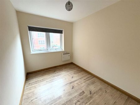 2 bedroom parking to rent - Photo 4